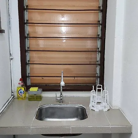 The Homestay 105 - Nearby Sky Mirror Jetty - Netflix & Xbox Kuala Selangor Exterior photo
