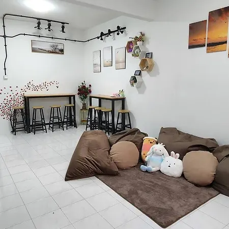 The Homestay 105 - Nearby Sky Mirror Jetty - Netflix & Xbox Kuala Selangor Exterior photo